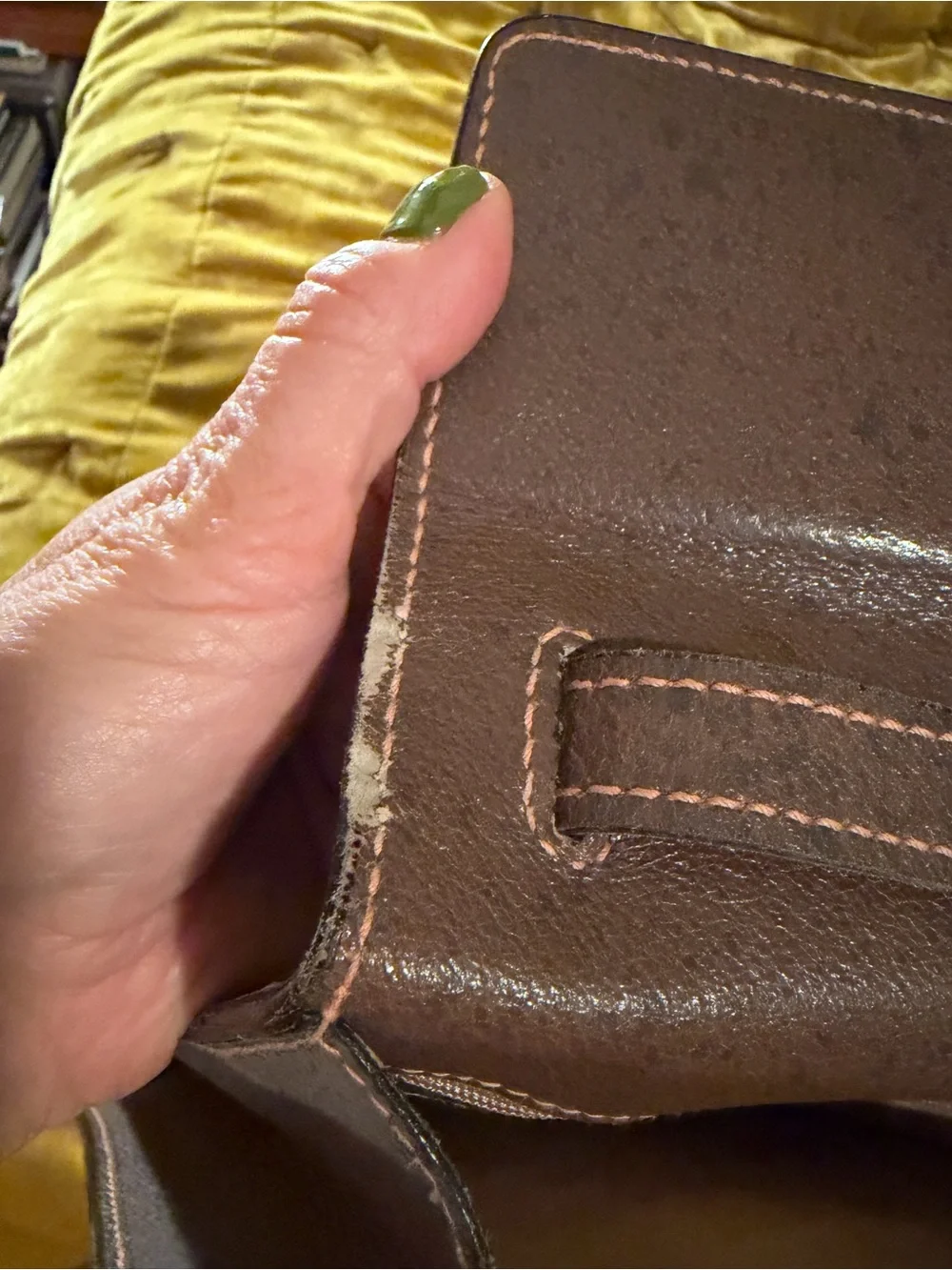 Gucci vibrage Brown Leather satchel with Front Pocket and Gold Hardware